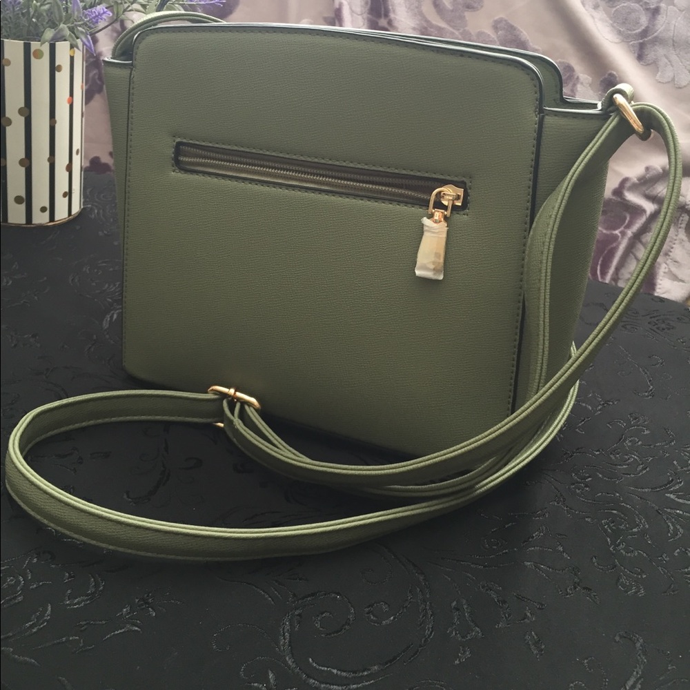 Unbranded crossbody
